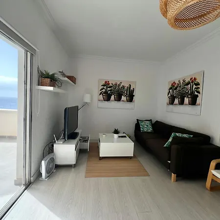 Marina View Playa Chica Appartement *